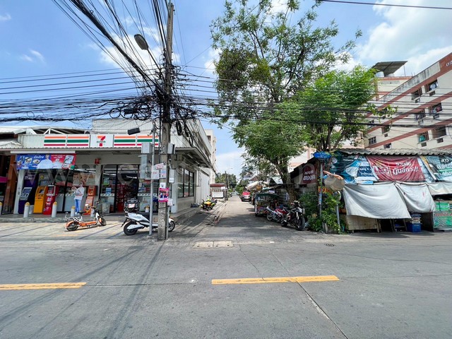 ที่ดิน 122 ตร.วา แปลงสวย อุดมสุข 42 ศรีนครินทร์ บางนา ใกล้ BTS อุดมสุข