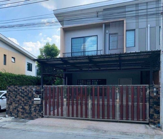 ให้เช่าถูกทาวน์โฮม 2 ชั้น ม.เดอะ คอนเนค 27 สวนหลวง–อ่อนนุช ขนาด 29ตรว. 3นอน 2น้ำ  บ้านสวย หลังมุม