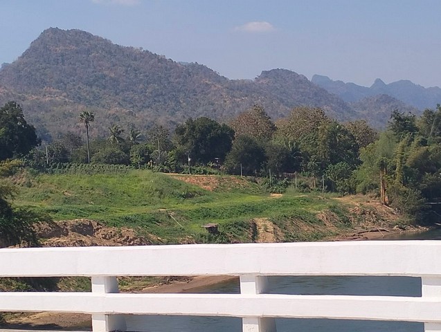 ขายที่ดินติดน้ำ ใกล้จุดท่องเที่ยวเหมาะสำหรับทำรีสอร์ทโฮมสเตย์ อำเภอไทรโยค กาญจนบุรี