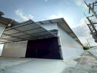 ให้เช่าโกดังบ้านบึงชลบุรีพื้นที่   500  ตรม.