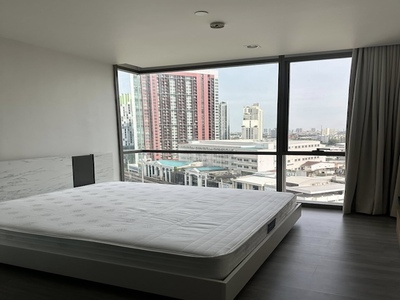 The Room 69 nice clean