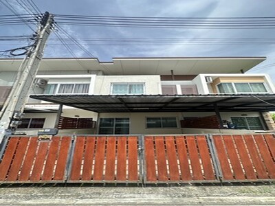 ขายทาวน์โฮมโครงการ หมู่บ้านปณิตา ชลบุรี เนื้อที่ 21.3 ตร.ว. 