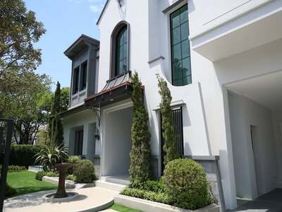 หมู่บ้านนันทวันบ้านหรู NANTAWAN พระราม9 กรุงเทพกรีฑาตัดใหม่ 