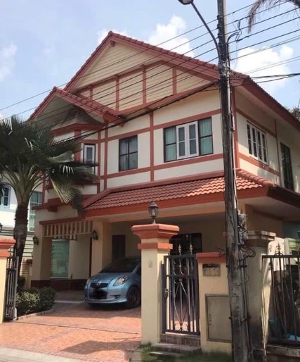 ให้เช่าบ้านเดี่ยว 2 ชั้น ลัดดารมย์ ราชพฤกษ์ รัตนาธิเบศร์ ขนาด 82.5 ตรว มี 5 ห้องนอน 5 ห้องน้ำ