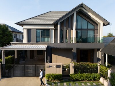 ขายบ้านหลังมุม 70 ตร.ว. บางกอก บูเลอวาร์ด พระราม 9 กรุงเทพกรีฑาตั