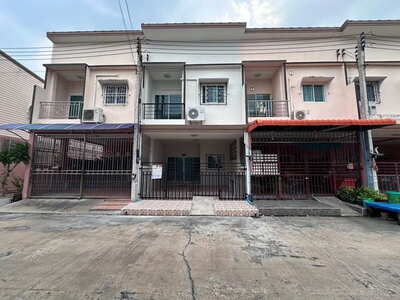 หมู่บ้านเพชรทวี สามพราน  ขายบ้านทาวน์เฮ้าส์ 