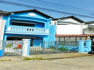  รร.แก้วอินท MRT ตลาดบางใหญ่ 1.3 กม. ทาวน์เฮ้าส์ 2 ชั้น  18 ตร.วา