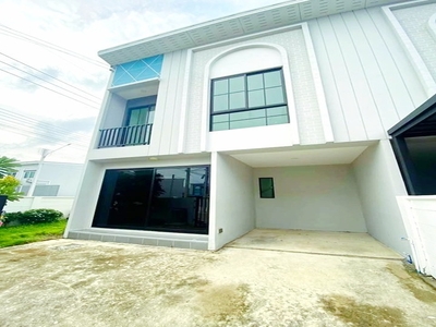 โลตัส วัดไพร่ฟ้า 1กม. ทาวน์โฮม 2 ชั้น รร.เทคโนโลยีแหลมทอง 1.2 กม.