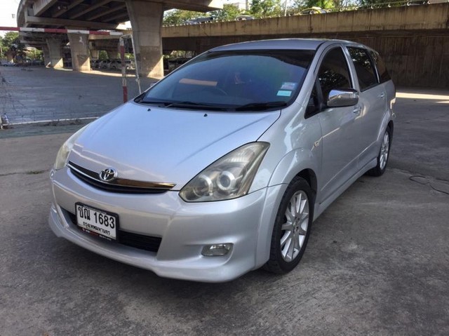 ขายรถ TOYOTA WISH 2.0 Q ปี 2007 รถสวยพร้อมใช้ ใช้2ระบบ น้ำมันสลับ lpg โดนัท ประหยัดน้ำมัน