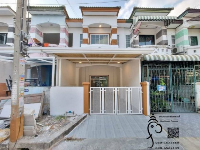 ขายทาวน์เฮ้าส์ หมู่บ้านนิวเวิลด์วิลล์  ใกล้ถนนบางบัวทองสุพรรณ บางบัวทอง จ.นนทบุรี  
