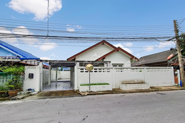 บ้านเดี่ยวชั้นเดียว กฤษดานคร 11 บางบัวทอง ถนนเมนโครงการ เดินทางสะดวกใกล้รถไฟฟ้า