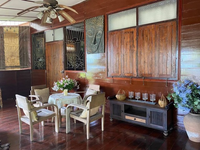 S2208 ให้เช่าบ้านริมน้ำ เนื้อที่ 1 ไร่ ติดกับคลองอ้อม ซอยไทรม้า นนทบุรี