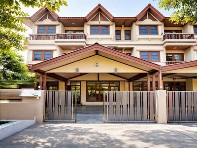 MRT ลาดพร้าว101 เดอะมอลล์ บางกะปิ  รักสัตว์ 4นอน  ให้เช่าทาวน์โฮม