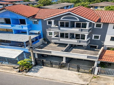  ทาวน์เฮ้าส์ให้เช่า 6นอน ประชาอุทิศ 70-76 โลตัส ประชาอุทิศ 900 ม.