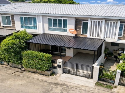 Central ศาลายา 800ม. 2น้ำ  ให้เช่าทาวน์เฮ้าส์ 2 ชั้น 3 นอน สาย 5 