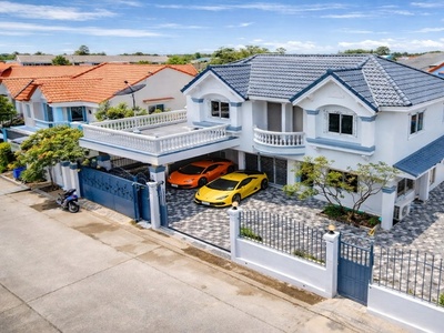 6นอน BTSปุณณวิถี True  BTSอุดมสุข  Lotus สุขุมวิท50 2.6กม. บ้าน 