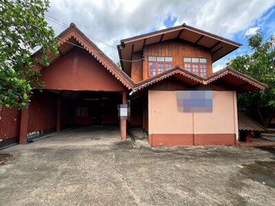 ขายบ้านพร้อมที่ดิน  ถนนบ้านป่าช้าง - บ้านป่ายะ  อำเภอเมืองลำปาง ล