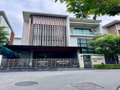 ขายบ้านหรู Park Avenue Private กรุงเทพกรีฑา 3 ชั้น 354 ตร.ม 35 ล้