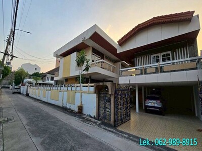 ขายบ้านเดี่ยวหลังใหญ่ 148 ตร.ว. ใจกลาง อินทามระ 1