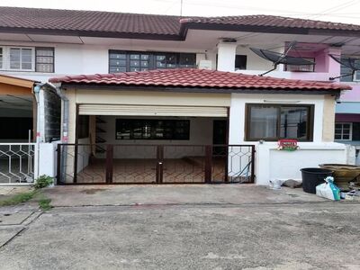 ขายทาวน์เฮ้าส์ 2 ชั้น รีโนเวทใหม่ โครงการหมู่บ้านณัฐวรรณ เขตหนองจ