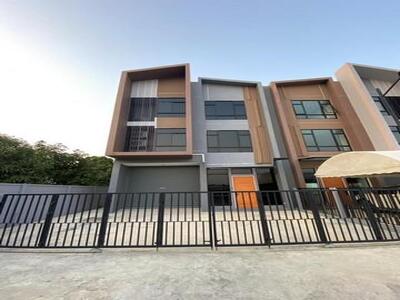 ขายโฮมออฟฟิศ 3 ชั้น พร้อมโกดัง หลังมุม ซอยกัตนา บางใหญ่ นนทบุรี