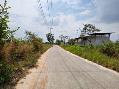 ให้เช่าที่ดินพานทองชลบุรี ให้เช่าที่ดินเปล่า 60 ไร่ 