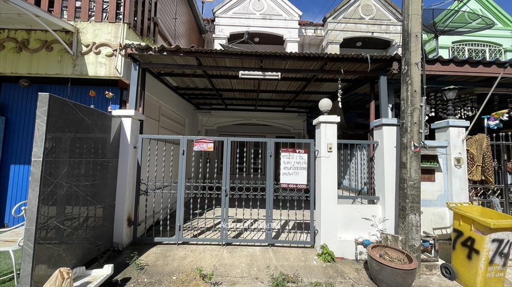 ขายทาวน์เฮ้าส์ หมู่บ้านลภาวัน 5 นนทบุรี ราคาไม่เกิน 2 ล้าน ถูกสุดในโครงการ!!