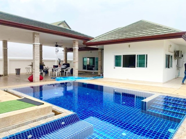 สยามคันทรีคลับ พัทยา ให้เช่า Index พัทยา เฟอร์ครบ พรประภานิมิต ขาย-เช่า  125 ตร.ว 485 ตรม. 3นอน 3น้ำ สระว่ายน้ำ วัดเซนต์นิโคลัส 