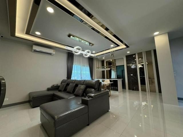 PB4364 ให้เช่าบ้านเดี่ยว ย่านบางนา โครงการติดห้างเมกะบางนา หมู่บ้าน The City Bangna บ้านใหม่เข้าอยู่ได้ 11 เดือน ฟรีส่วนกลาง 2 ปี