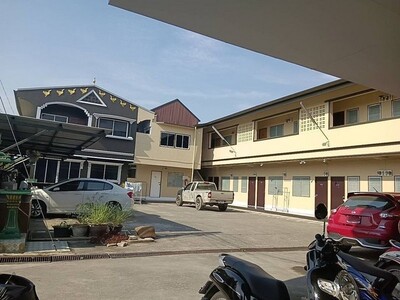 ขายหอพัก 40 ห้อง ใกล้มีโชคพลาซ่า โซนสันผีเสื้อ      