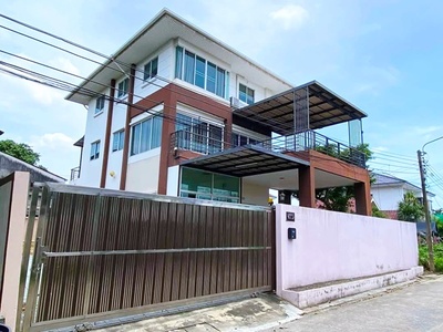 พหล 6จอดรถ สุกี้ตี๋น้อย เกษตร ลาดปลาเค้า ให้เช่าคฤหาสน์ เดี่ยว 5น