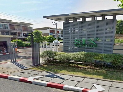 ให้เช่า ทาวน์โฮม 3 ชั้นหลังริม หมู่บ้านซิกเนเจอร์วัชรพล 
