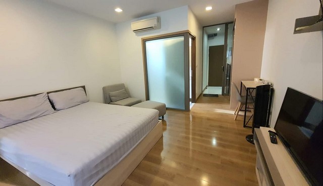 CRB353 Quad Condo Sathorn Studio 24 sqm ใจกลางสาทร ซอยนราธิวาส 6 