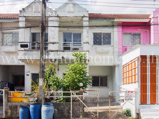 P1 ทาวน์เฮ้าส์ 2 ชั้น หมู่บ้าน เศรษฐี วิลล์ ใกล้ เดอะมอลล์บางแค