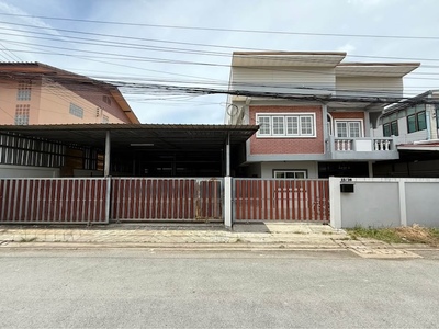 BST925 ให้เช่าโกดัง+บ้านเดี่ยว 2ชั้น นวมินทร์ 42 พื้นที่กว้าง 100