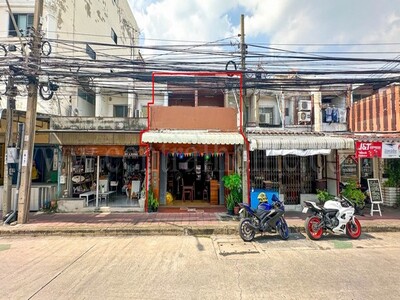 อาคารพาณิชย์ 2 ชั้น ซอยชินเขต 1 งามวงศ์วาน - บางเขน