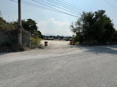 ขายที่ดินหนองข้างคอก ชลบุรี ใกล้ถนนเส้นมอเตอร์เวย์หมายเลข