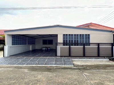 ขายทาวน์เฮ้าส์ หมู่บ้านศิลากร พานทอง ชลบุรี (รีโนเวทใหม่)