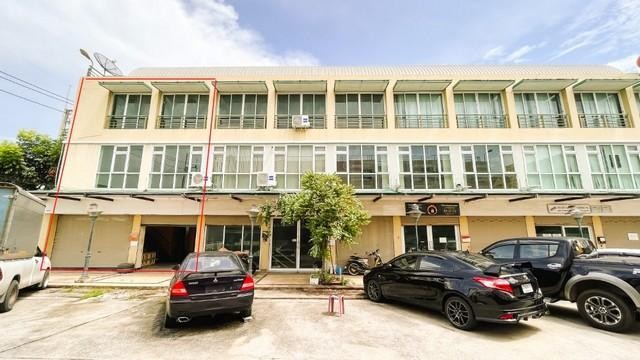 รหัสC5302 ให้เช่าอาคารพาณิชย์ 3ชั้น 2คูหา ทำเลใกล้ตลาดไท คลองสอง คลองหลวง