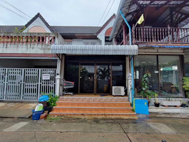 ขายทาวน์เฮ้าส์รามคำแหง ติด รร บดินทรเดชา ทาวน์เฮ้าส์ลาดพร้าว 94 ทาวน์เฮ้าส์รามคำแหง 43  