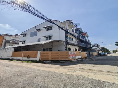 โฮมออฟฟิตสุทธิสาร ทำเลยอดนิยม แปลงมุม ใกล้สถานฑูตตุรกี