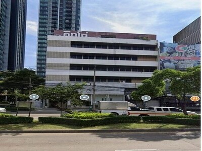 อาคารพาณิชย์ รัชดา ห้วยขวาง ติดถนนรัชดาภิเษก ใกล้ MRTห้วยขวาง