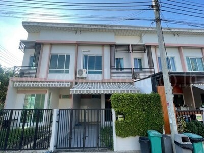 ทาวน์โฮม พลีโน่ รัตนาธิเบศร์ - ชัยพฤกษ์ พร้อมอยู่ 