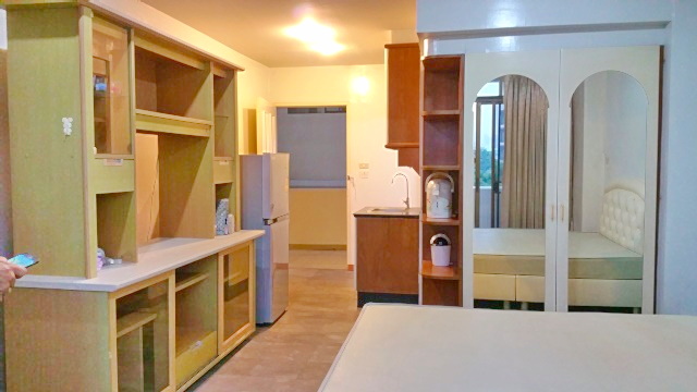 อินทามระ49 ตรงปก! ให้เช่าคอนโดรัชดาโฮม MRT สุทธิสาร ห้วยขวาง  ชั้น5 25 ตรม. เฟอร์ คชฟฟ