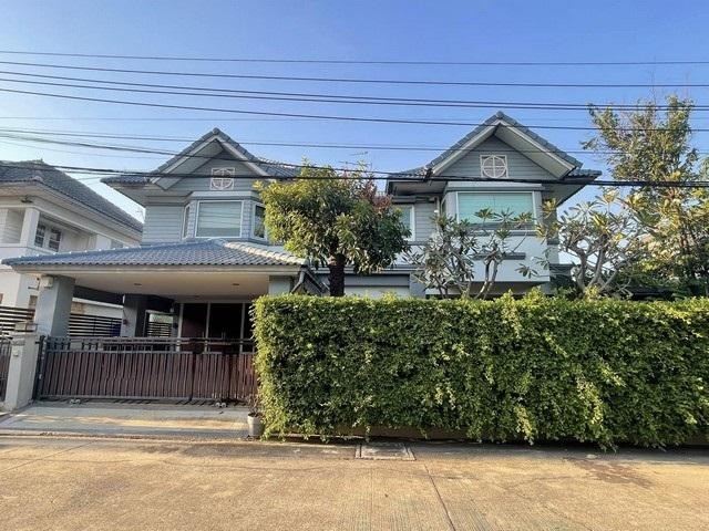 PB3722 ขายบ้านเดี่ยว 2 ชั้น ซอยนวลจันทร์ 56 โครงการ อารียาชบา ถนนนวลจันทร์ ใกล้ สถานีรถไฟฟ้านวลจันทร์ (สายสีชมพู)