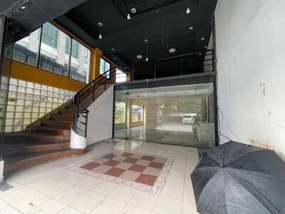 P1894 ให้เช่าอาคาร 4 ชั้น ถนนศรีวรา ตรงข้าม Makro บดินทร์ 