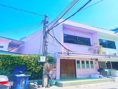 ให้เช่าตึกแถว 2 ชั้น BTS สะพานควาย 500ม. BigC 365ม. อินทามระ 1-5 