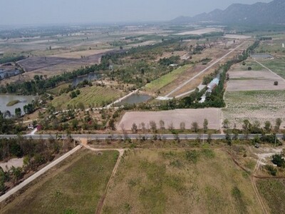 ขายที่ดิน 523 ไร่ ติดถนนใหญ่  เส้นอู่ทอง-กาญจนบุรี 