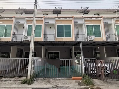 ขาย ทาวน์เฮ้าส์ สมาร์ทแลนด์ นิวสไตส์ 2 ศรีราชา ชลบุรี