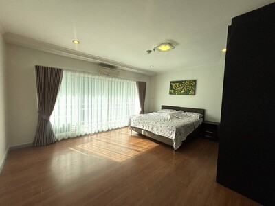 Grand Park View Asoke 10th floor